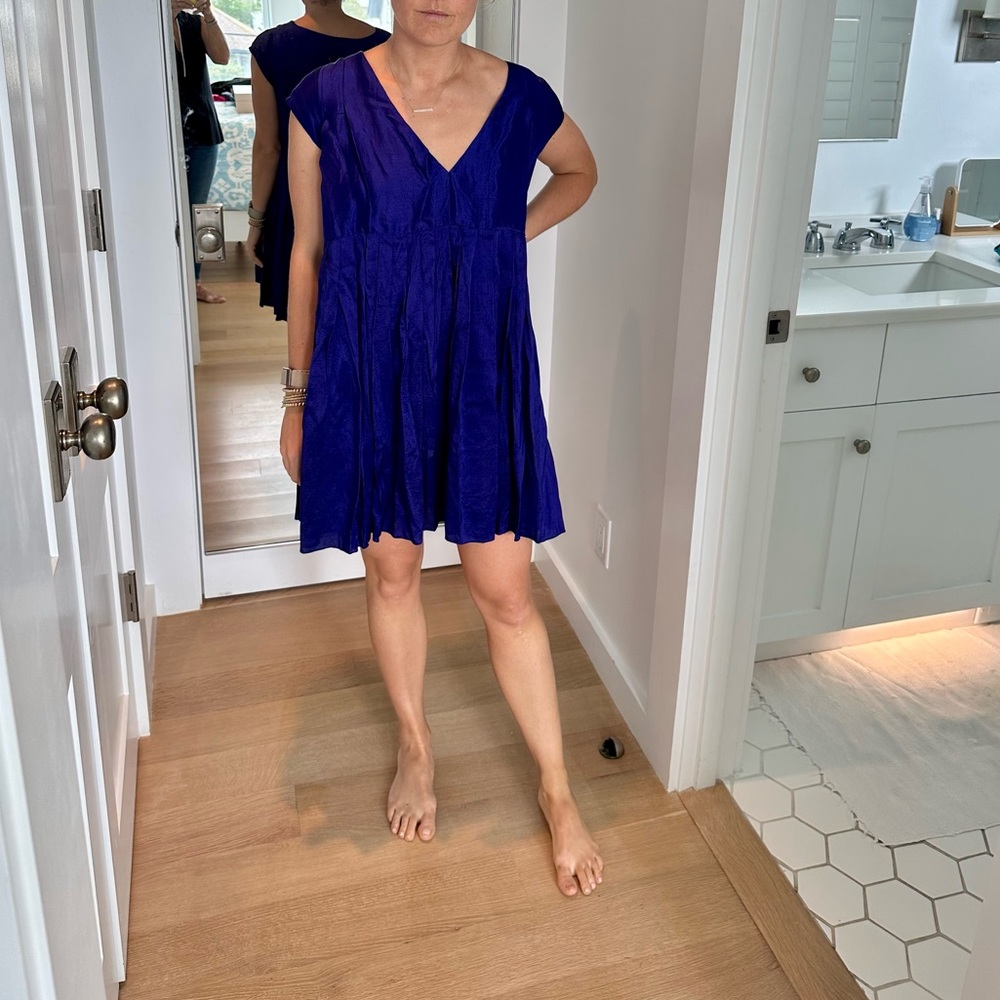 Azeeza Jewel-toned Purple Camelia Short Sleeve Tunic Mini Dress S NWT - Picture 3 of 7